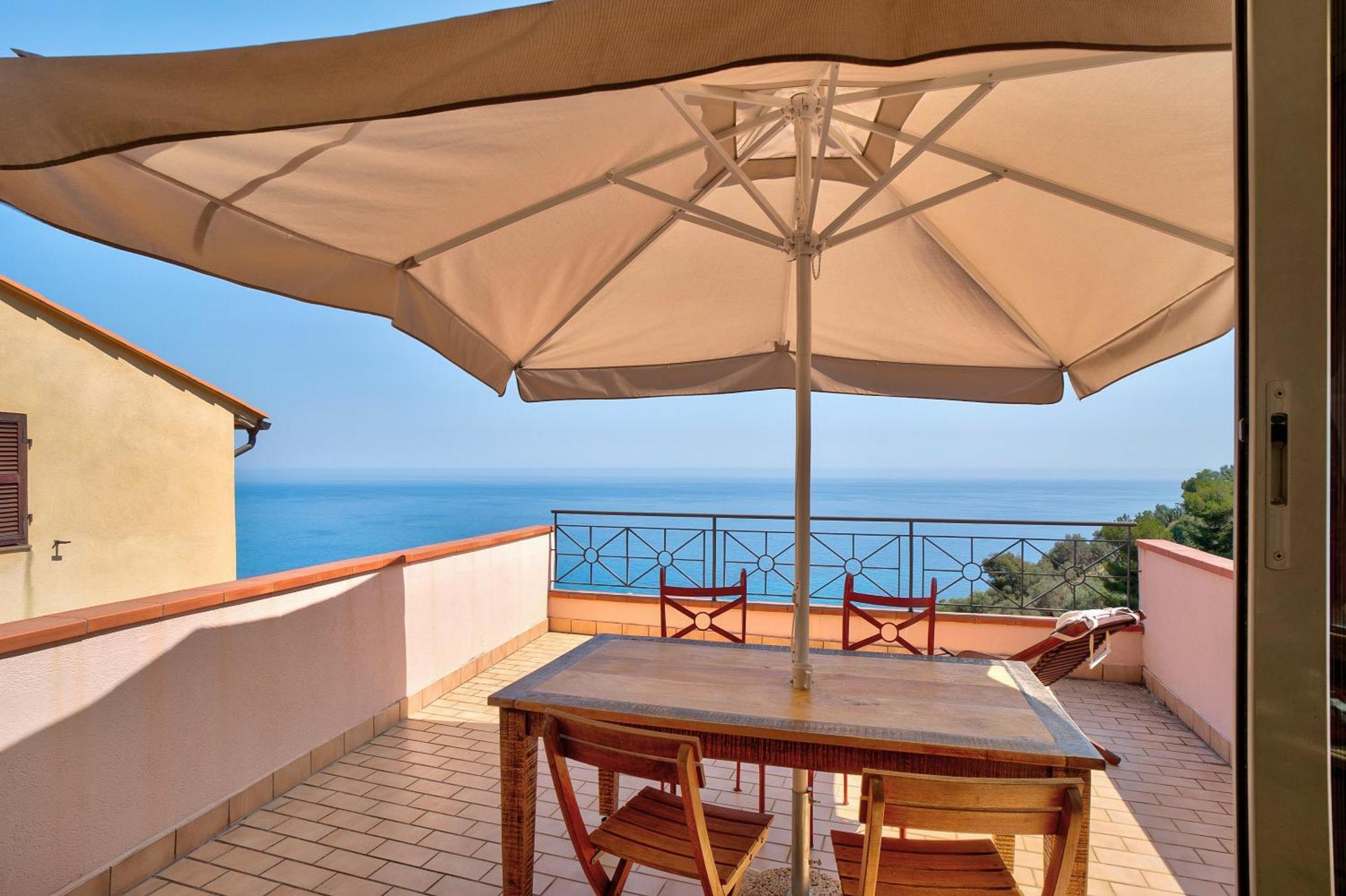 Casa Scotland Lejlighed Ventimiglia Eksteriør billede